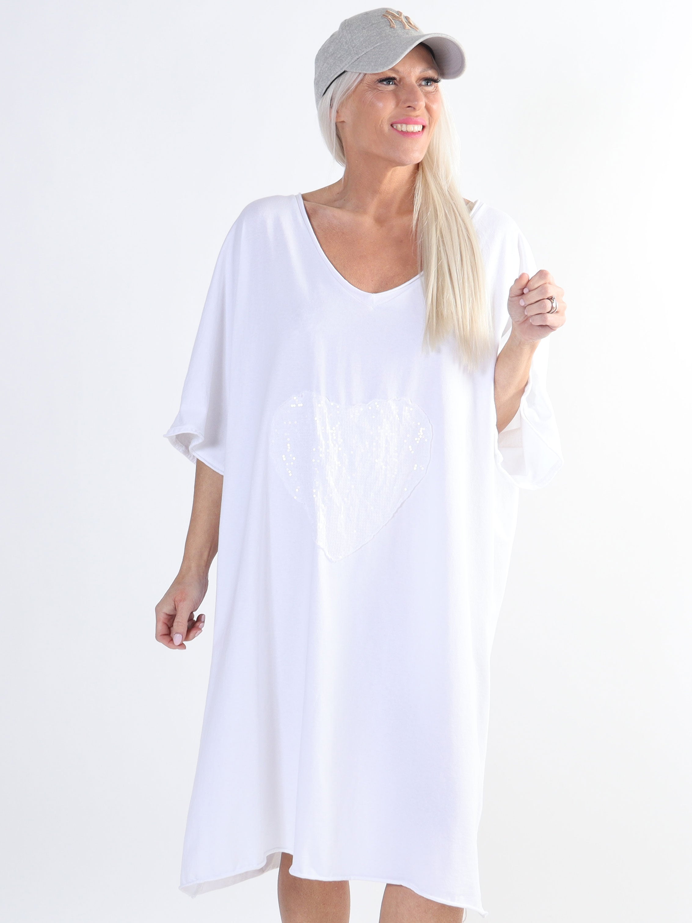 Shila - Plus size t-shirtkjole i bomuld med hjerte i pailletter